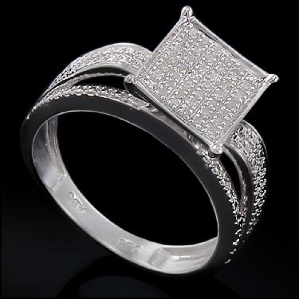 Gorgeous Womens 14K White Gold Over Solid Sterling Silver 0.25 CTW Diamond SZ7
